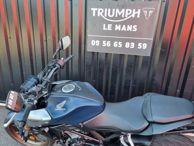 CB 125  R
