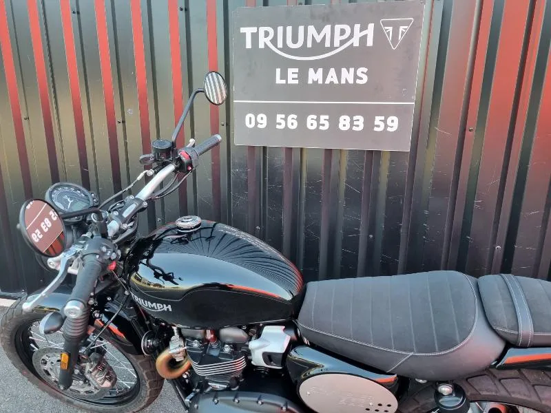 SCRAMBLER 900