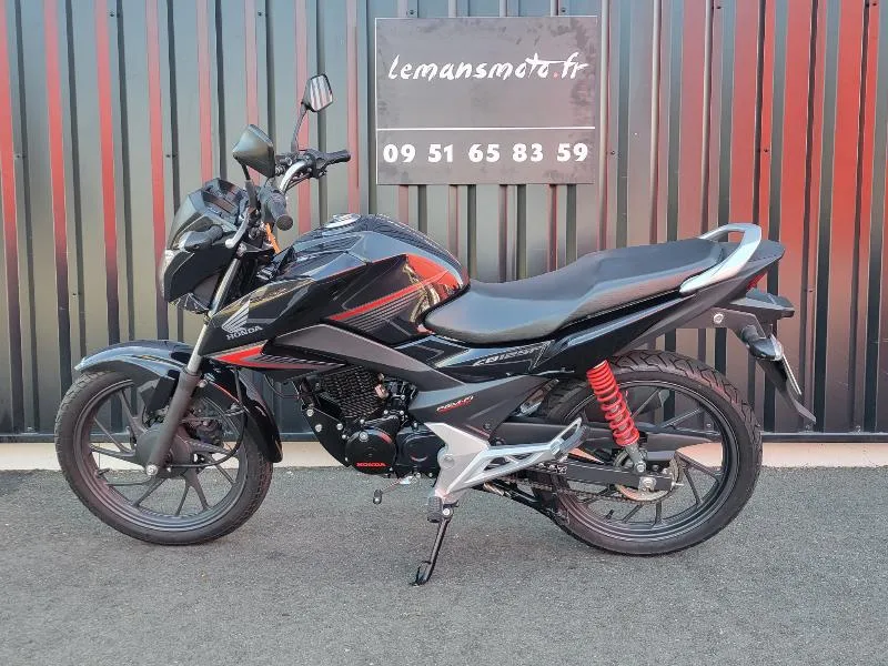 CB 125 F