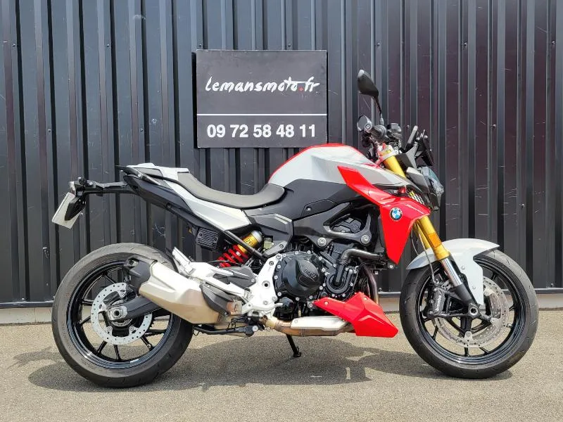 F 900 R