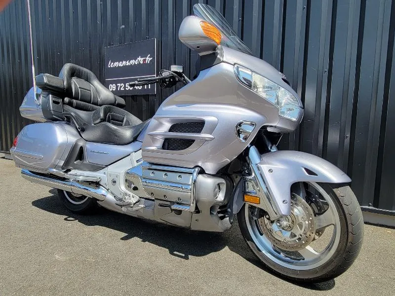 GL 1800 GOLDWING