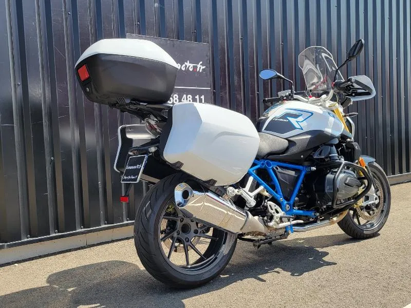 R 1200 R