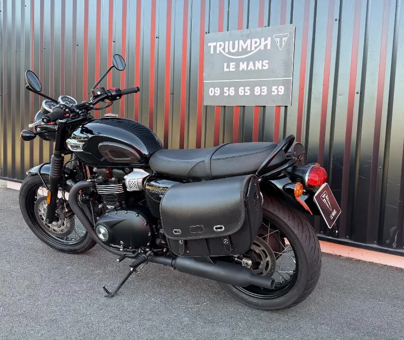 BONNEVILLE T100 900 2017