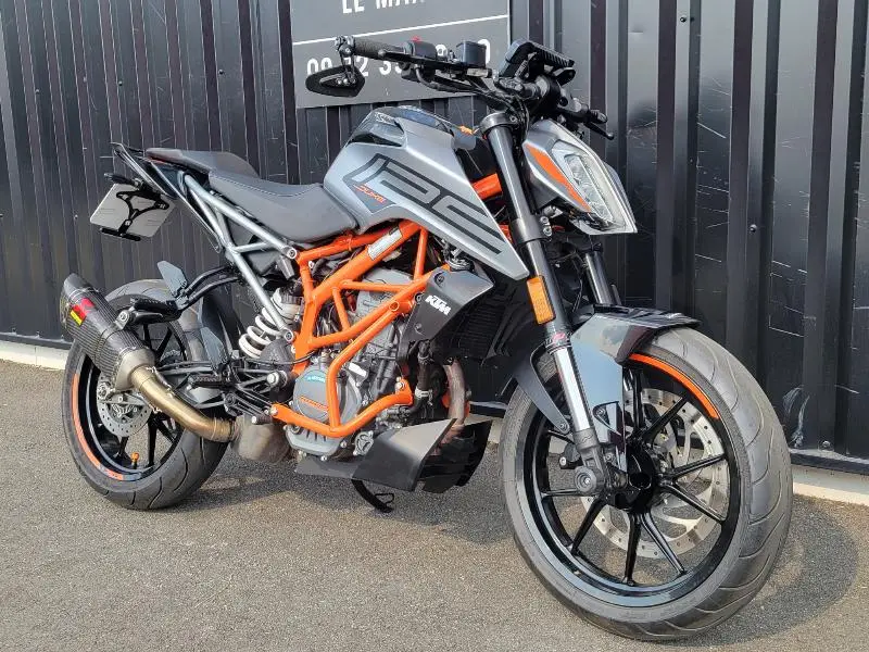 125 DUKE ABS