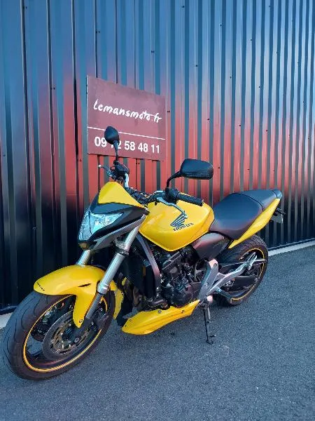 CB 600 F HORNET