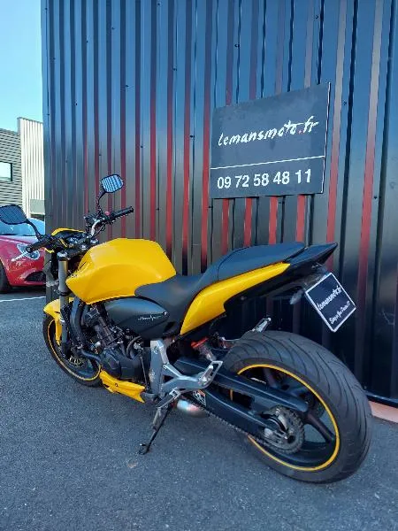 CB 600 F HORNET