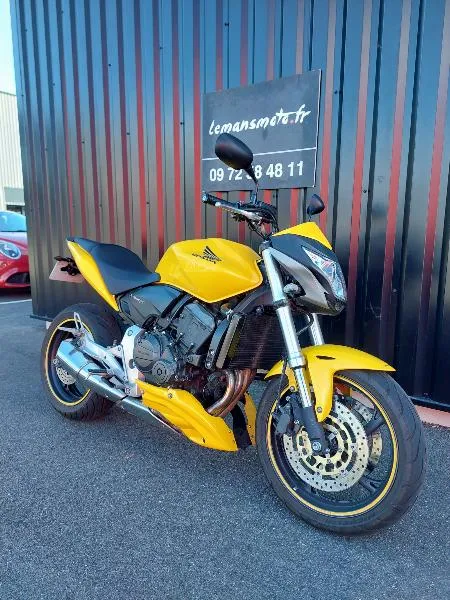 CB 600 F HORNET