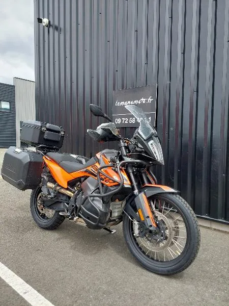 890 ADVENTURE