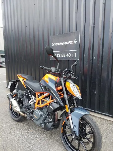 390 DUKE