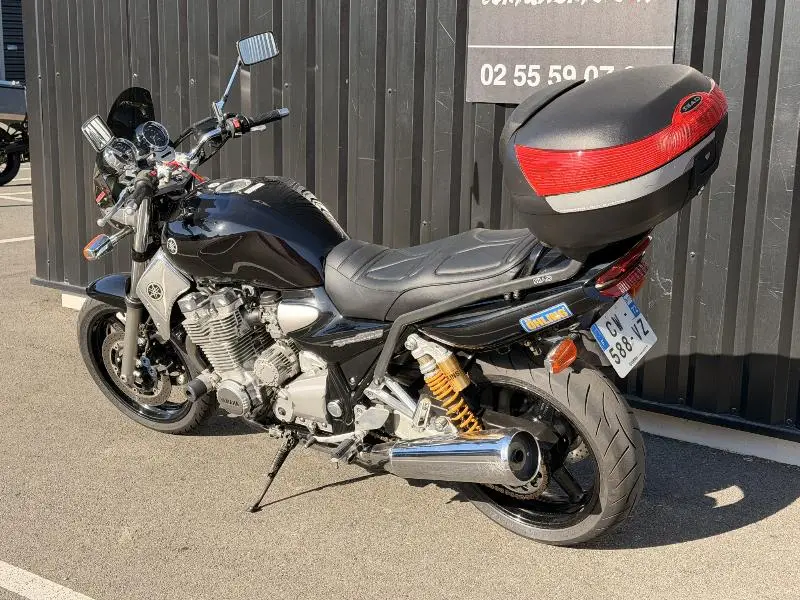 XJR 1300