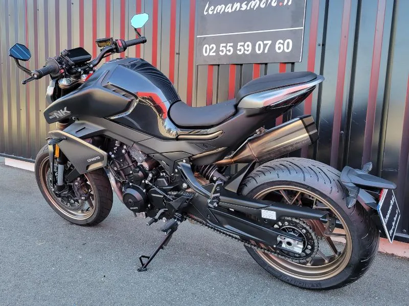 NK 800