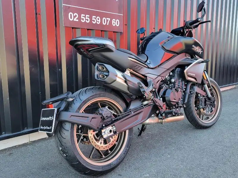 NK 800