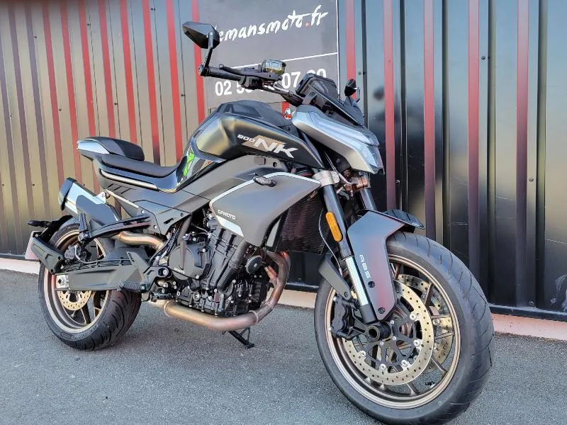 NK 800
