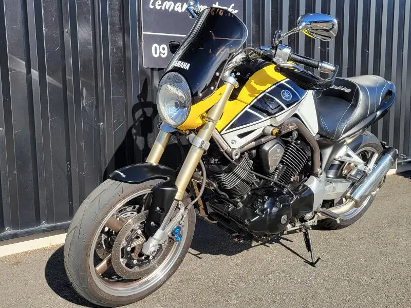 BT 1100 BULLDOG