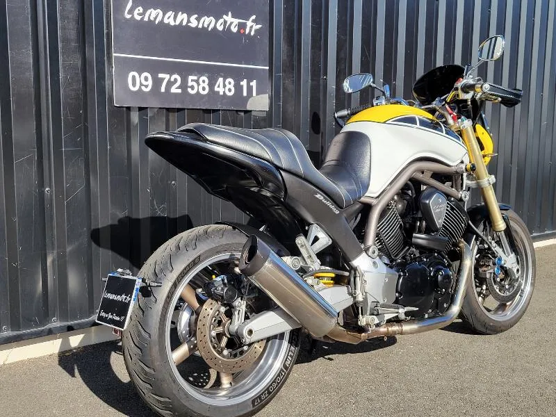 BT 1100 BULLDOG
