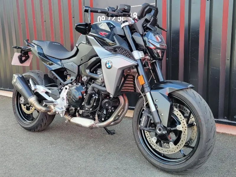 F 900 R