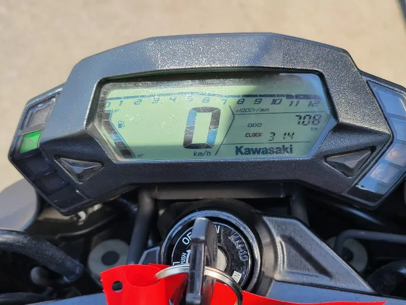 Z125