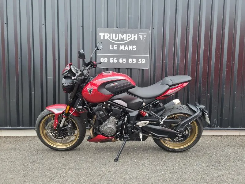 TRIDENT 800