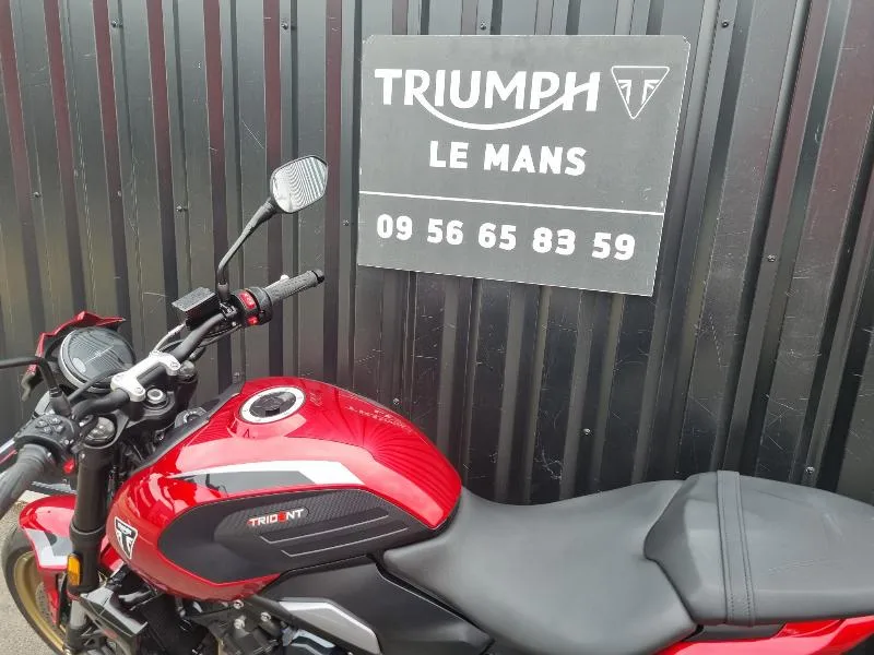 TRIDENT 800