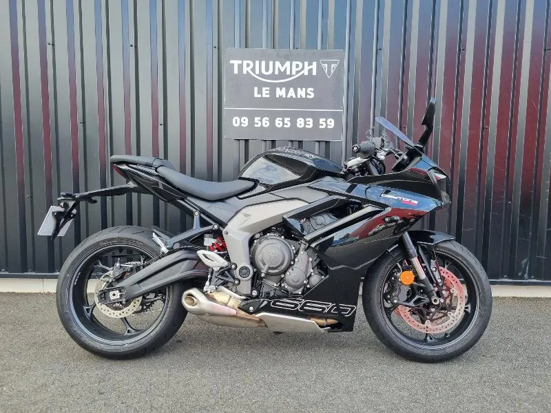 	DAYTONA 660