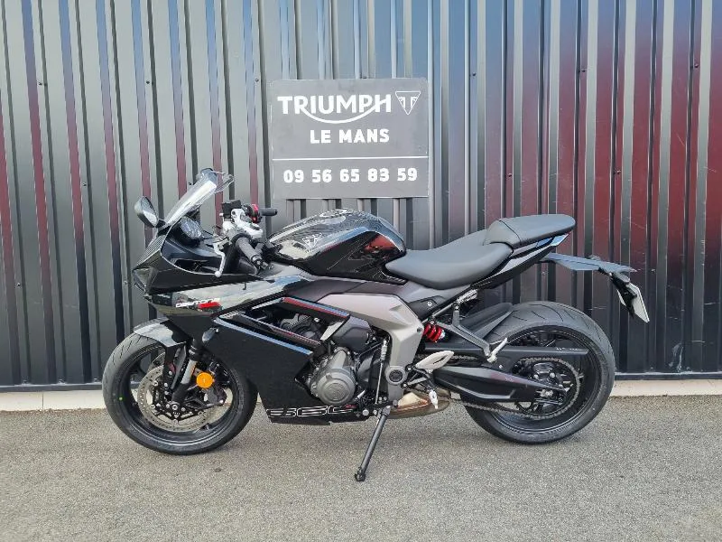 	DAYTONA 660