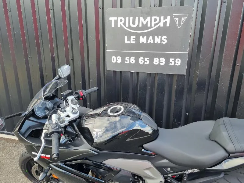 	DAYTONA 660