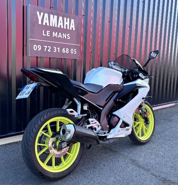 YZFR 125