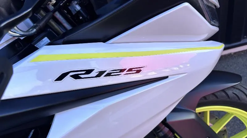 YZFR 125