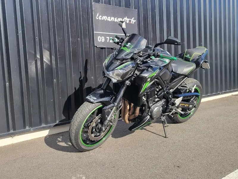 Z 900