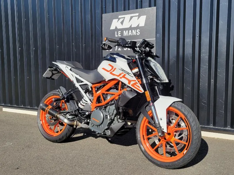 390 DUKE