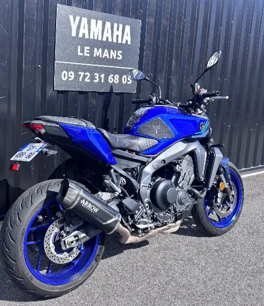MT09