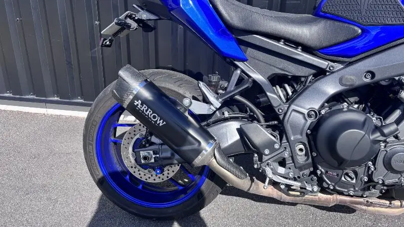 MT09