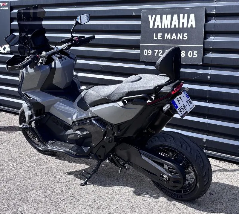 XADV 750 DCT