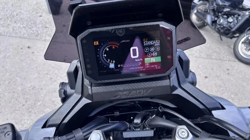 XADV 750 DCT