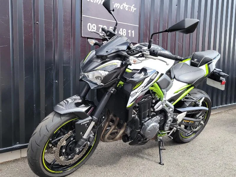 Z 900