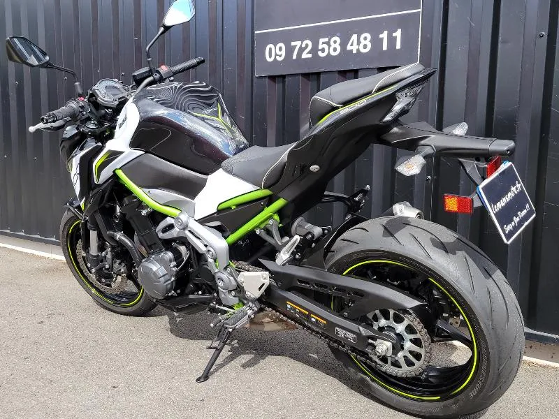 Z 900