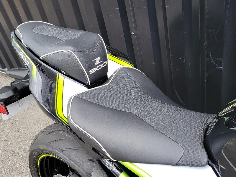 Z 900