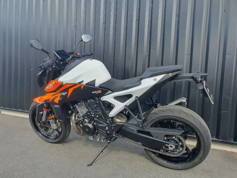 990 DUKE
