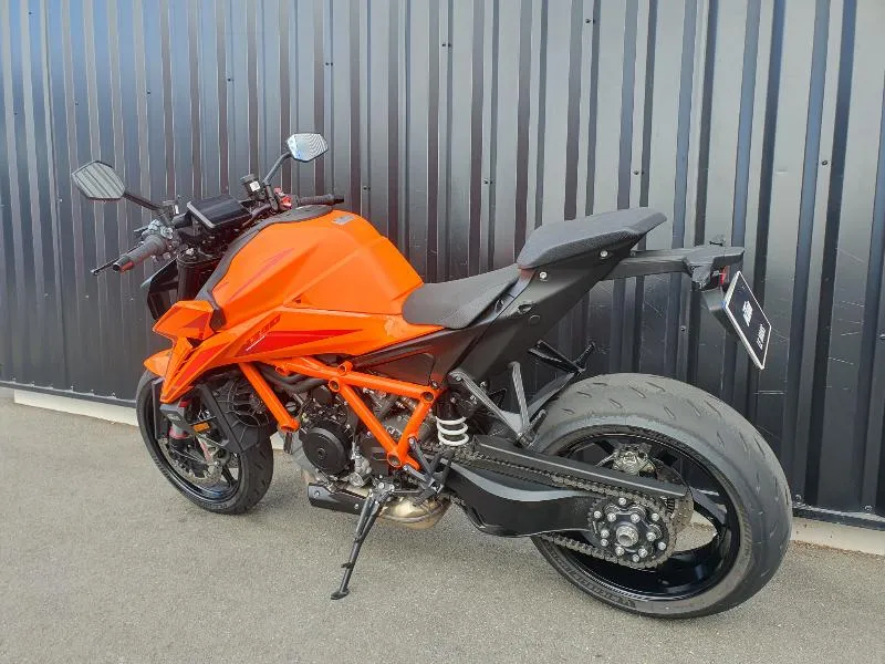 1390 SUPER DUKE R