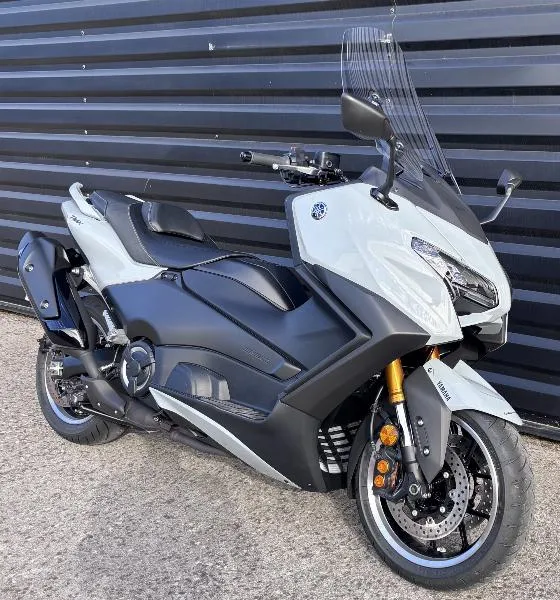 XP TMAX 560 TECH MAX