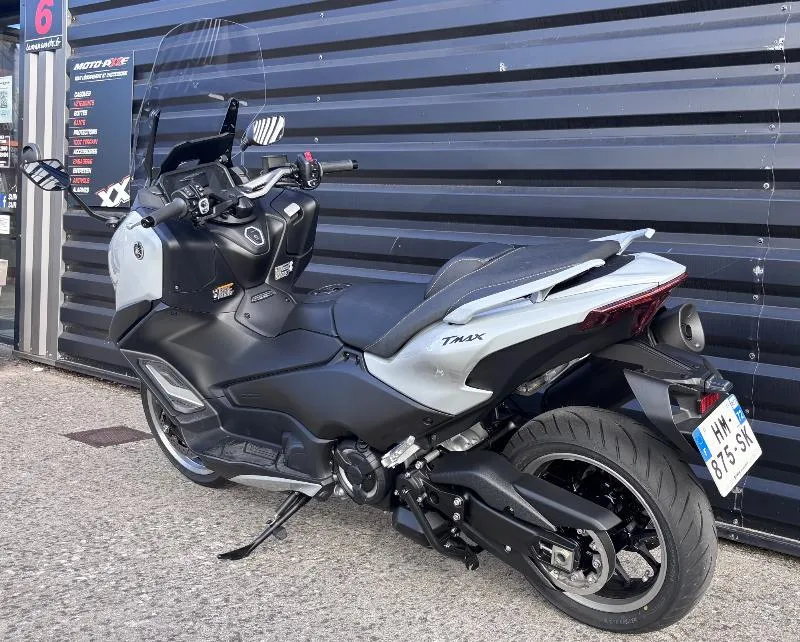XP TMAX 560 TECH MAX