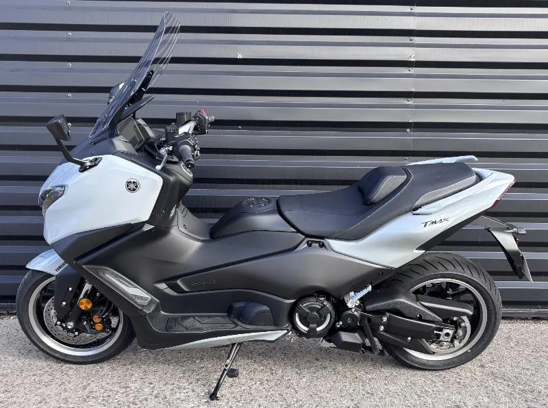 XP TMAX 560 TECH MAX