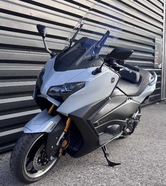 XP TMAX 560 TECH MAX