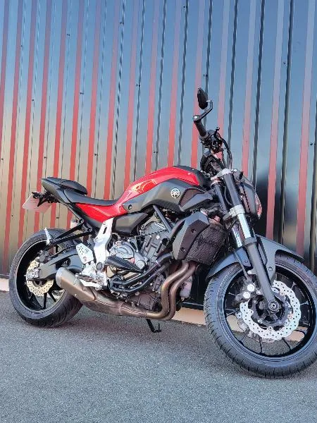 MT07