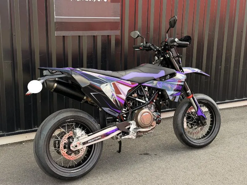 701 SUPERMOTO