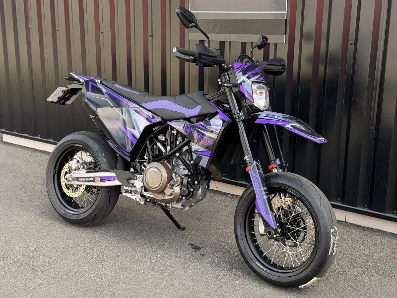 701 SUPERMOTO
