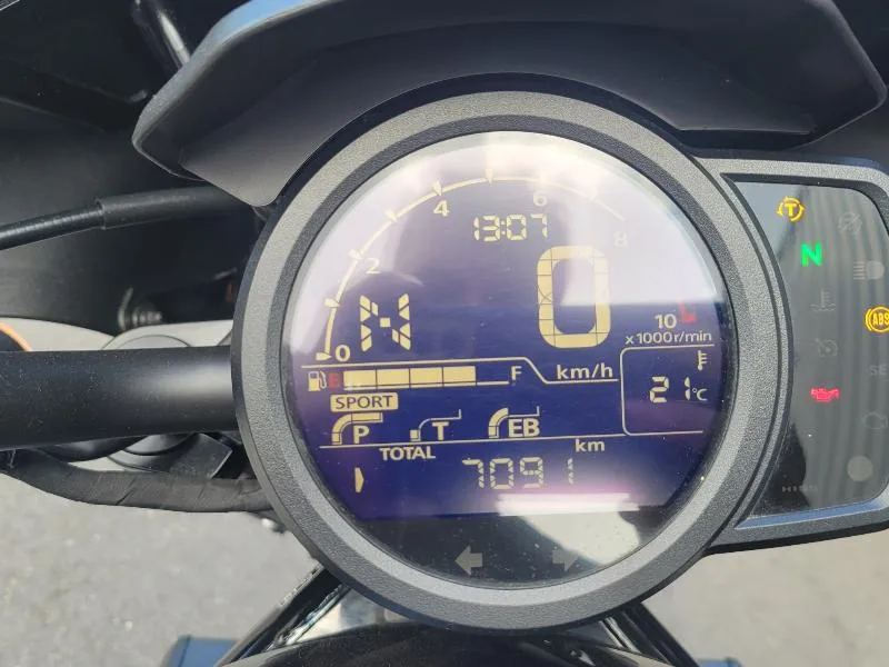 CMX 1100 REBEL