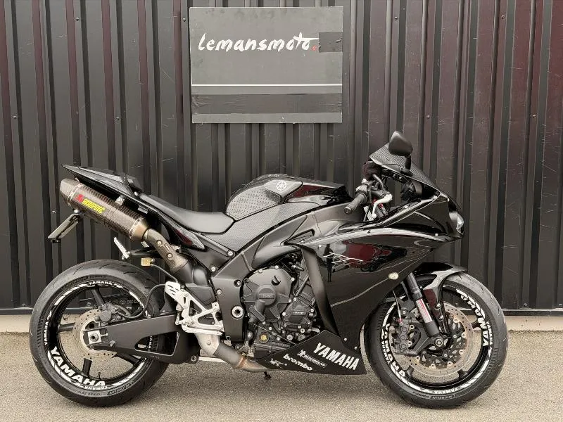 YZF 1000 R1
