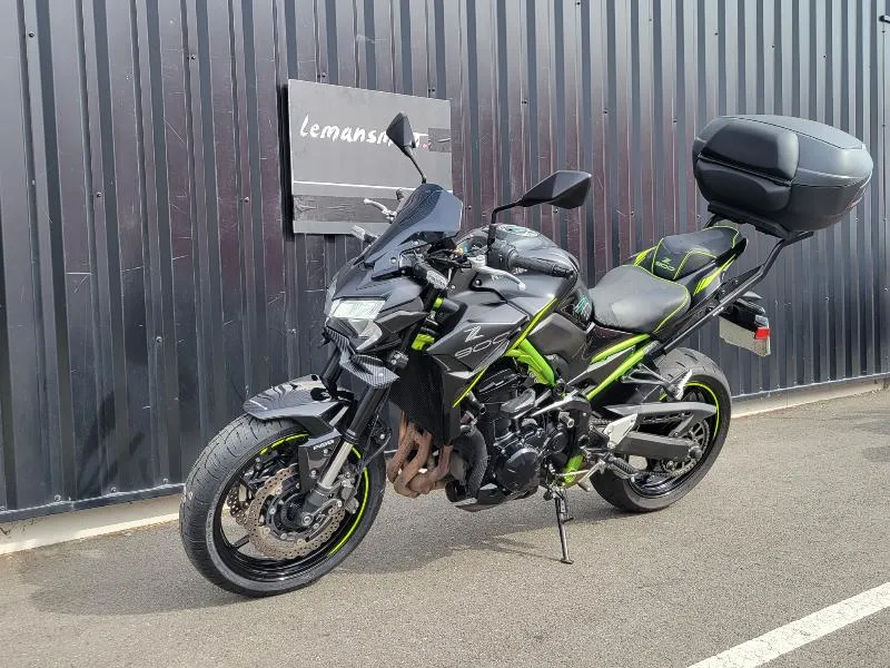 Z 900
