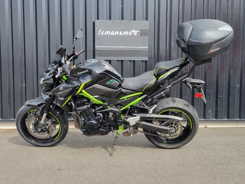 Z 900